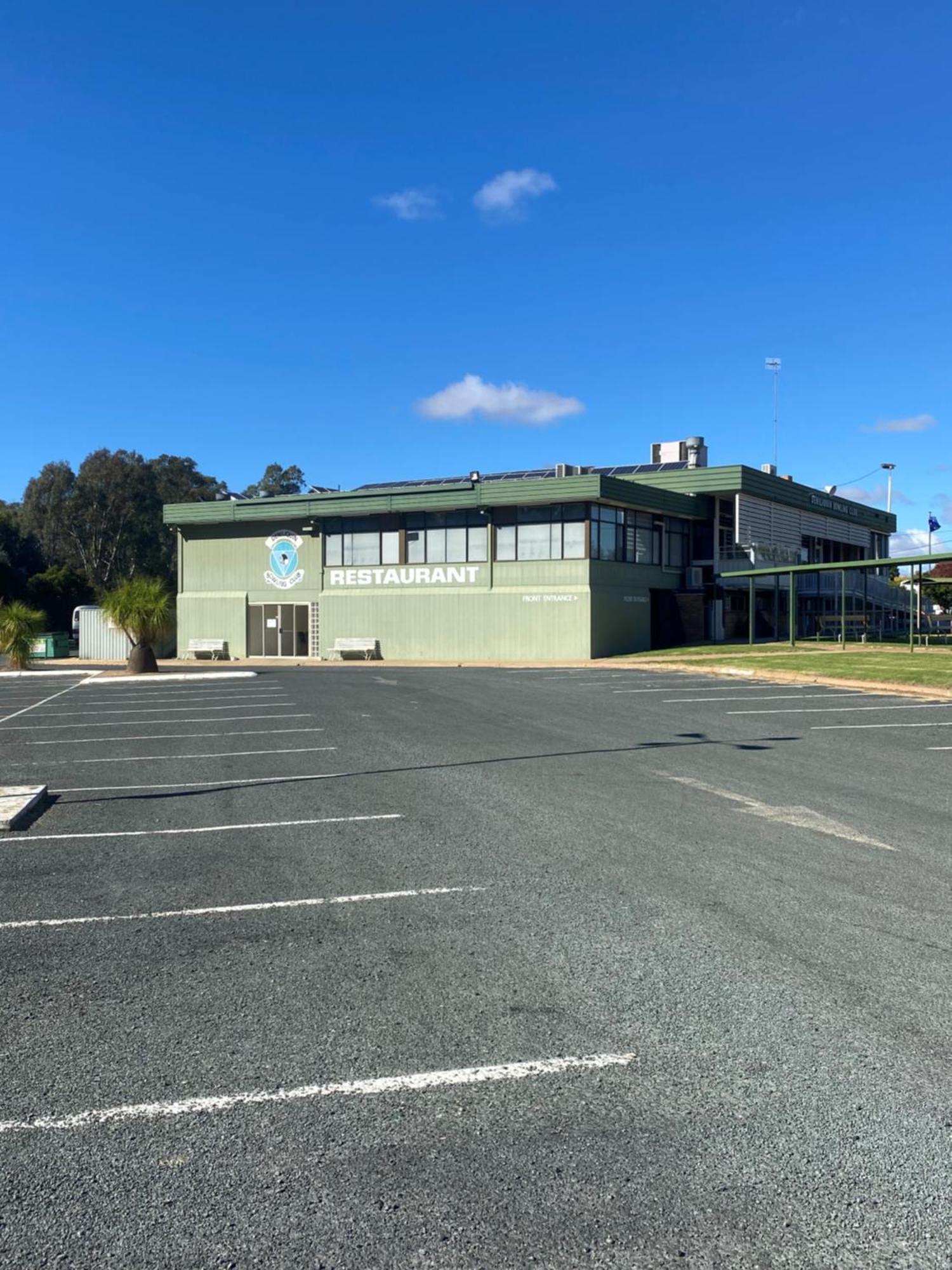 Deniliquin Country Club Motor Inn Exterior foto